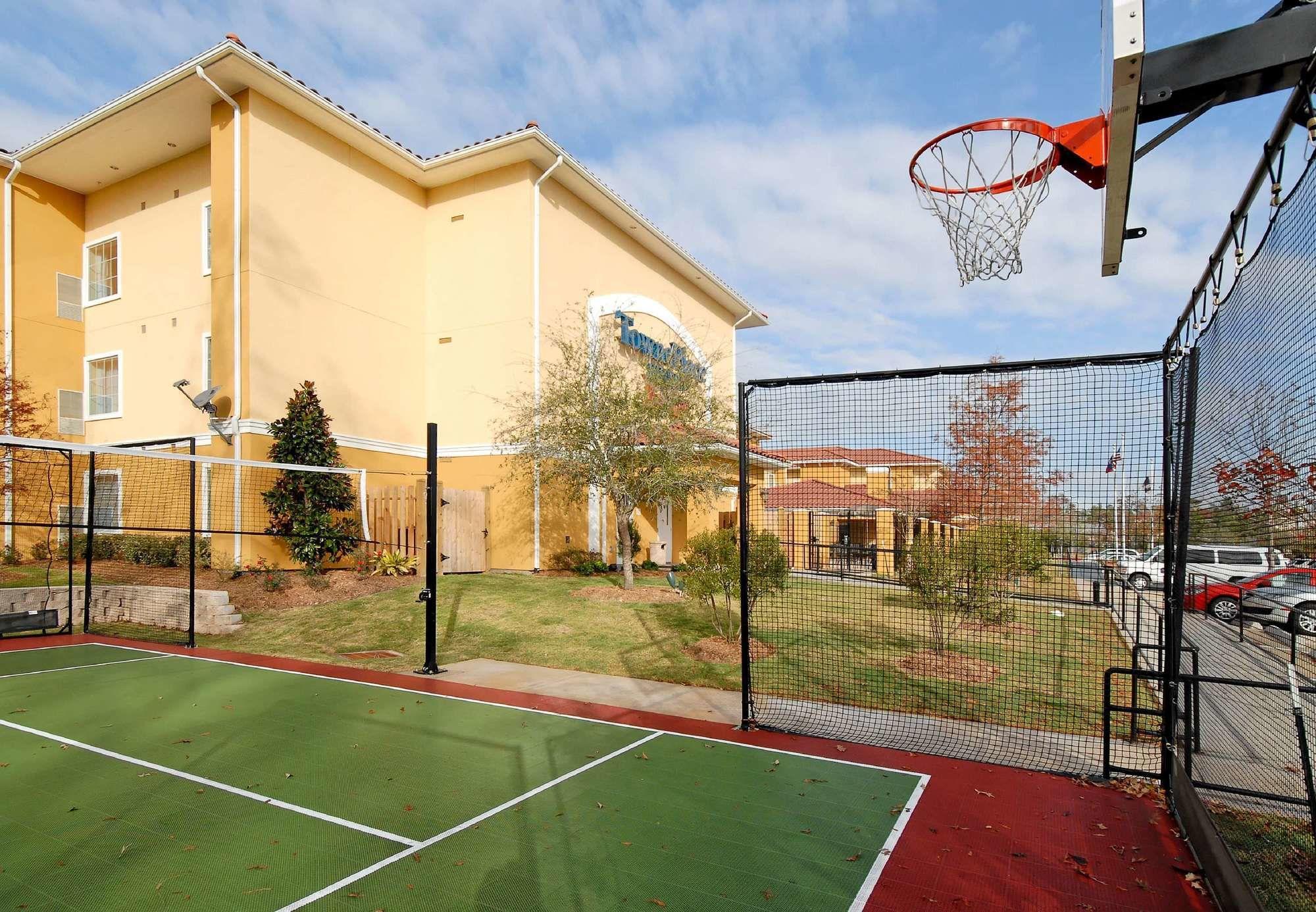 Towneplace Suites Houston North/Shenandoah Bagian luar foto